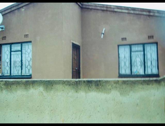 2 BEDROOM HOUSE FOR SALE IN KATLEHONG SOUTH